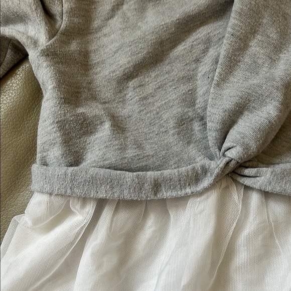 Gap 2t Gray and White Dress - Picture 3 of 4